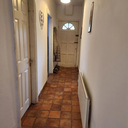 Private Room To Rent Midleton Exterior photo